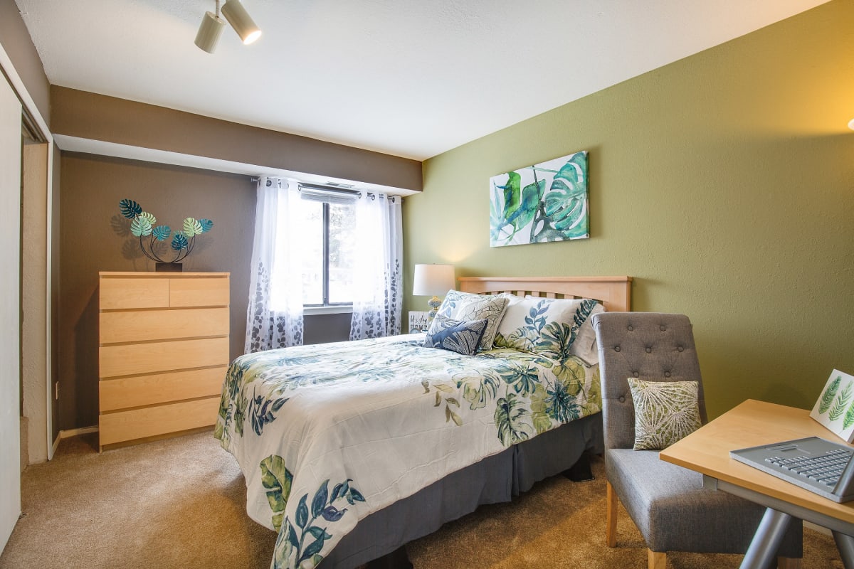 Apartments for Rent in Troy, MI Three Oaks Apartments